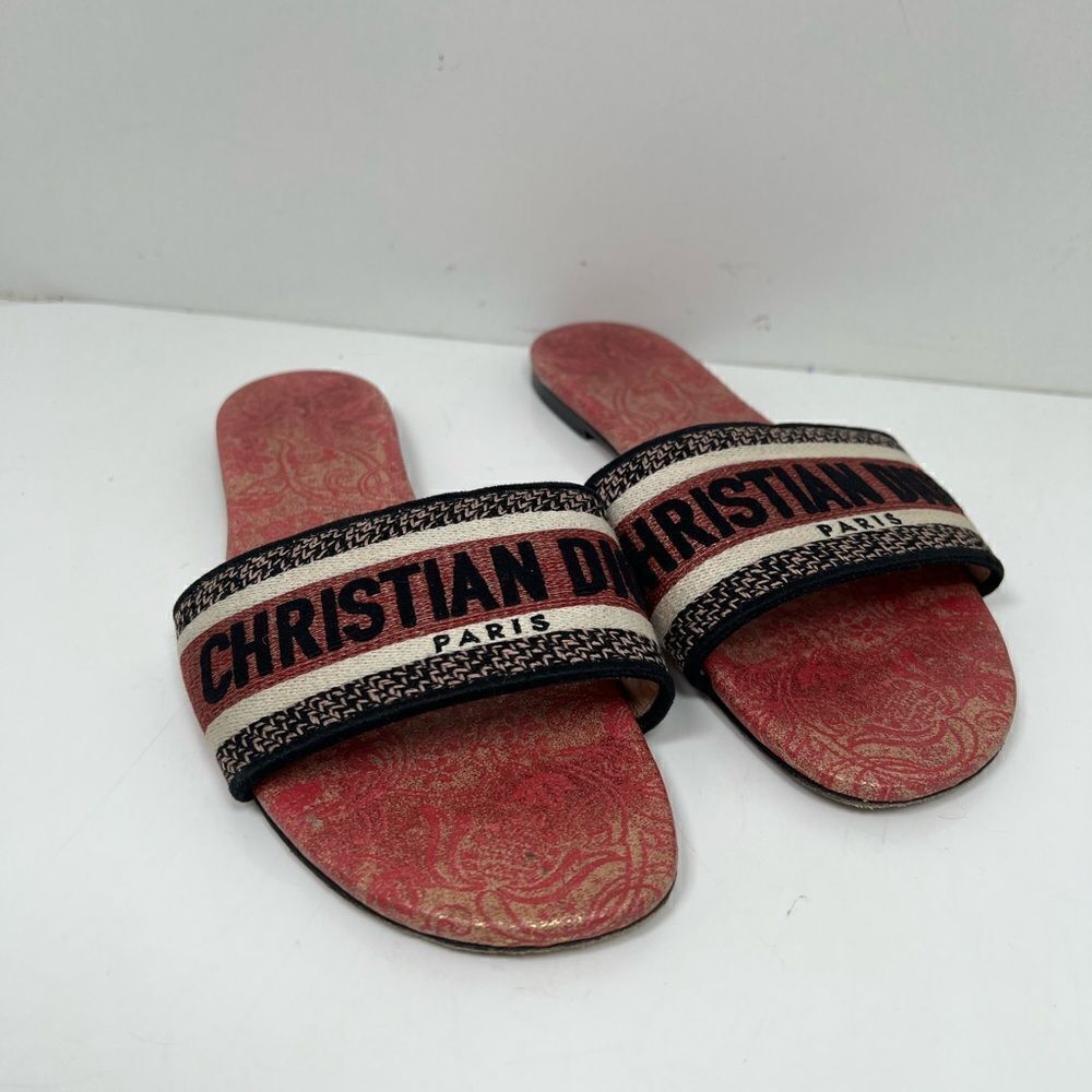 Christian Dior DWAY SLIDE - Cherry DWAY COTTON EMBROIDERY - Size 40/US 8.5